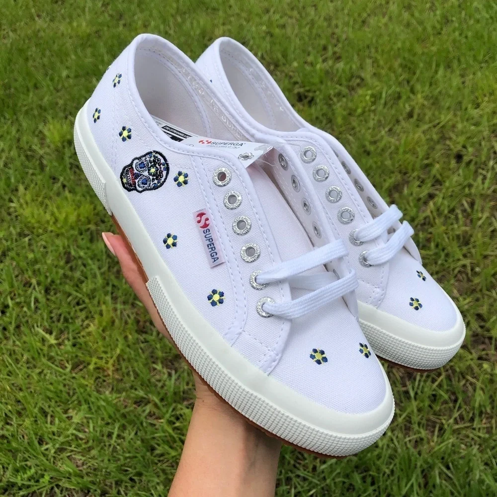 Superga x Chicas Latinas Women’s 2750 COTW Sneaker Size 7.5